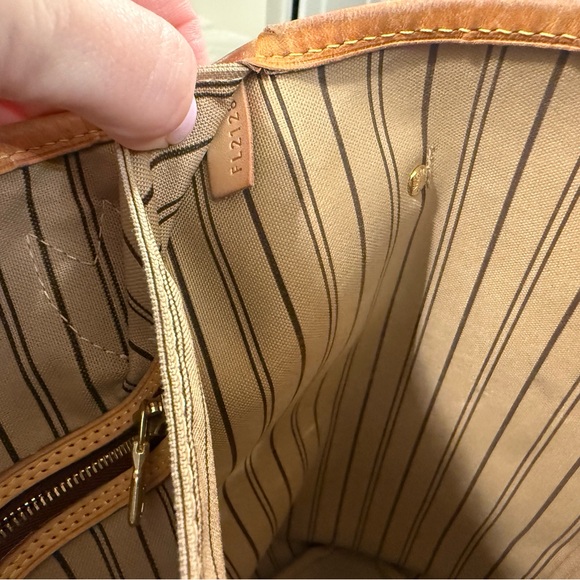 Louis Vuitton NEVERFULL GM MONOGRAM - Picture 14 of 16